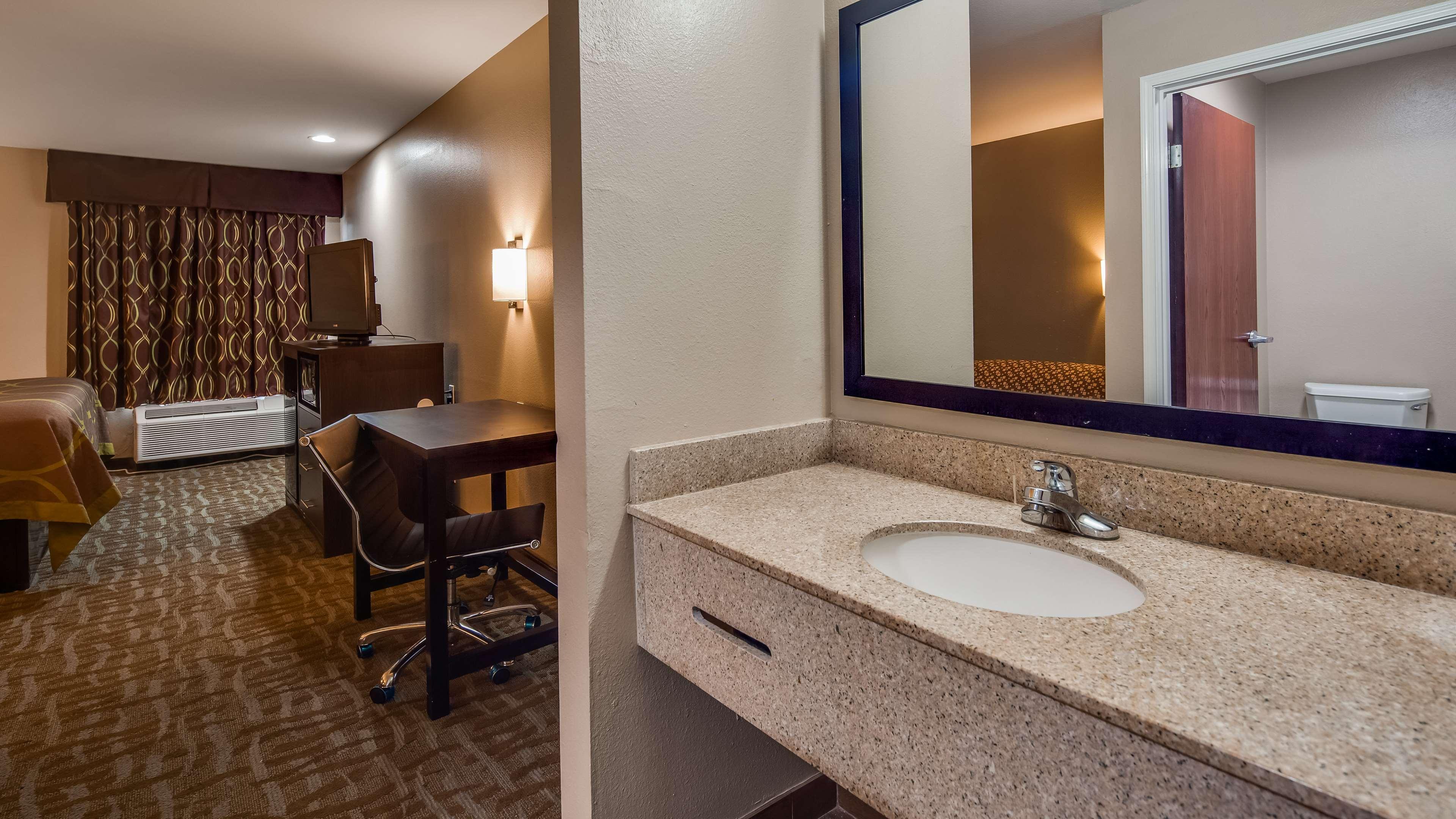 Surestay Hotel By Best Western Alexandria Airport Εξωτερικό φωτογραφία